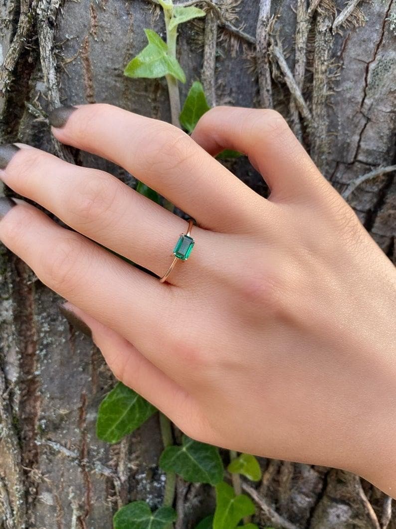 Minimalist Emerald Ring